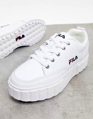 Белые кроссовки Fila Trigate