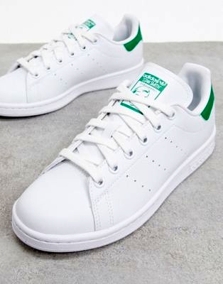 Белые кроссовки Nike - Vapormax