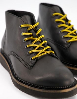 Черные ботинки на шнуровке Pull&Bear